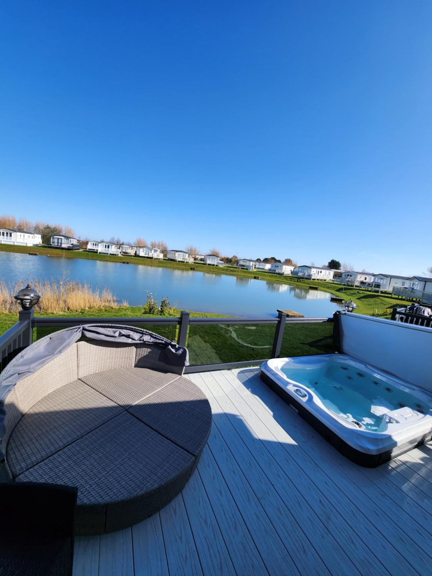 Pinewood Retreat 37 Fishing Lake With Hot Tub The Grange Mablethorpe Hotel Buitenkant foto